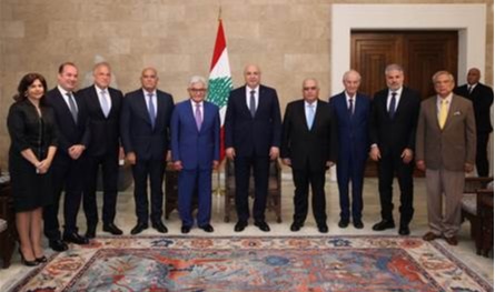 عون: الإنماء الشامل حق لكل المناطق والتمسك بالأرض يجذّر الهوية