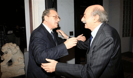 جنبلاط أشاد بصداقة بوغدانوف