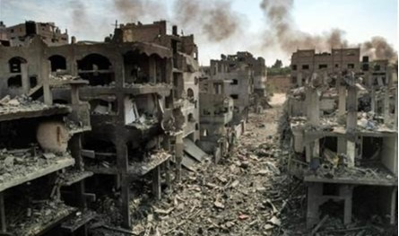 صحيفة إسرائيلية: 70% من مباني غزة &quot;غير صالحة للسكن&quot;