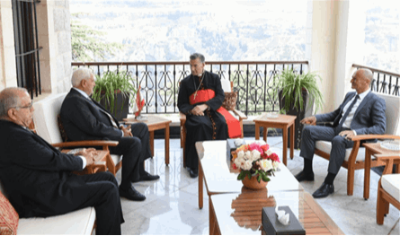 الراعي بحث مع زوار الديمان في الأوضاع