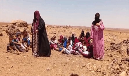 نزوح جماعي من أطراف السويداء بعد انسحاب الجيش (صور)