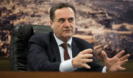 وزير الدفاع الإسرائيليّ: لم أثق بحافظ وبشار الأسد ولا أثق بالشرع