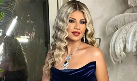 بعد اتهامها بإلادعاء أنها كانت زوجة محمود عبد العزيز.. الإعلامية الشهيرة تحصل على لقب &quot;أرملة&quot;!