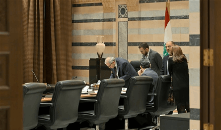 كلمة لحكومة &quot;الفرضيات&quot;...كفى شعبوية