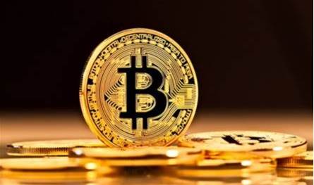 دولة عربية تحذّر من عملة البيتكوين!