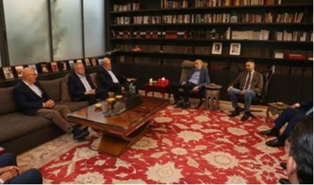 برّاك في بيروت غداً وعون إلى البحرين الثلاثاء وتحذير من نقل التوتر الطائفي إلى لبنان 