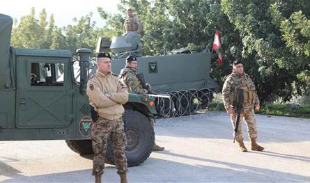 الجيش يوقف مواطنَين في جونيه.. وهذا ما كان بحوزتهما!