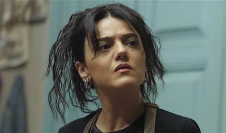 فنانة سورية تعتزل الدراما.. ورسالة إلى جمهورها