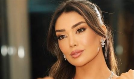 بعد ضجة ارتدائها نفس فستان ماريتا الحلاني.. جيسيكا عازار تستعرض آخر إطلالة لها من داخل منزلها الفخم (صور)