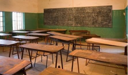 متعاقدو &quot;الأساسي&quot; و &quot;الثانوي&quot; استعرضوا مع بهية الحريري مطالبهم 