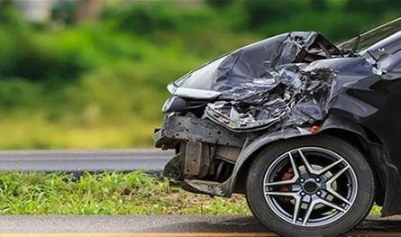 أكبرها أسفر عن 15 مصابًا... حوادث سير مروعة في 3 محافظات عربية