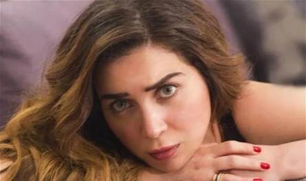 دعم كبير من مي عز الدين للفنانة أنغام في محنتها الصحية