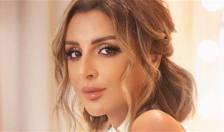 أنغام تطمئن جمهورها بصورة من مستشفى ألماني.. ما حقيقة مرضها الخطير؟