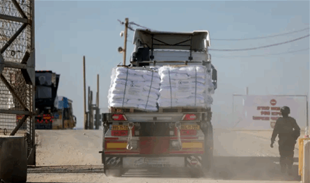 الجيش الإسرائيلي يعلن فتح ممرات إنسانية واستئناف إسقاط المساعدات على غزة