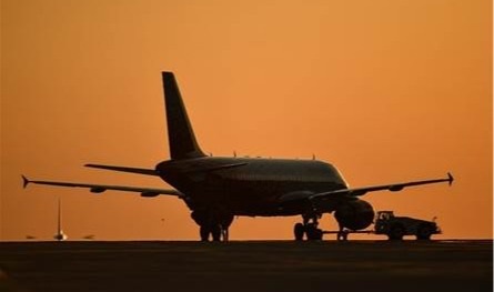 في رحلة مباشرة.. أول طائرة من موسكو تهبط في بيونغ يانغ