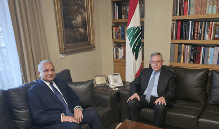 السنيورة بحث ورئيس البعثة الديبلوماسية العراقية العلاقات الثنائية
