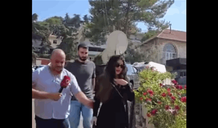 بالفيديو.. هيفاء وهبي غاضبة في عزاء زياد الرحباني