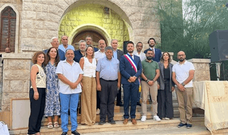عازور تستقبل وفد بلدية فيلبرو الفرنسية