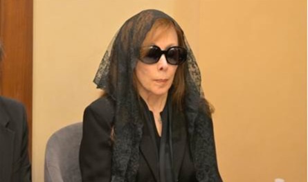 &quot;الهواتف&quot;ممنوعة أمام &quot;فيروز&quot;