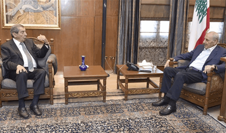 بري بحث مع الفرزلي في المستجدات