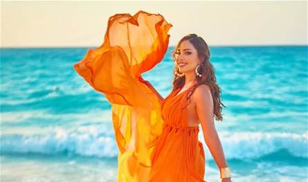 بعد غياب أكثر من 5 سنوات.. فنانة سورية شهيرة تعود إلى الغناء (فيديو)