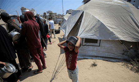 خطة بريطانية لإجلاء أطفال فلسطينيين