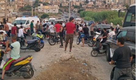 في البداوي.. سيارة العرسان ترتطم بعامود الكهرباء وهذا ما حل بهما