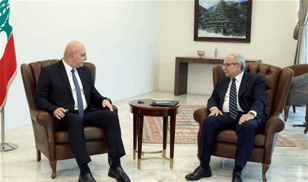 قبل جلسة مجلس الوزراء.. لقاء بين عون وسلام