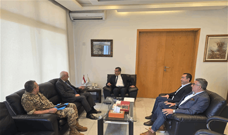 وزير الزراعة استقبل وزير الدفاع وبحثا في دعم الإنتاج الوطني