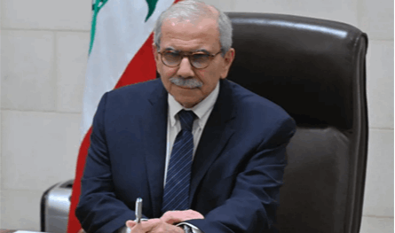 لترسيم الحدود البحرية للمنطقة الاقتصادية.. سلام استقبل اللجنة المعنية بالتفاوض مع الجانب القبرصي