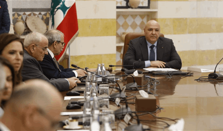 خلال جلسة &quot;حصر السلاح&quot;.. هذا ما طالب به أحد الوزراء