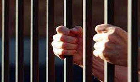 حبس متهم 4 أيام لاتهامه بإلقاء ماء نار على طليقته في مصر