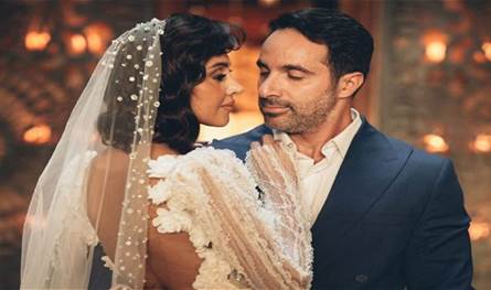 بعد شائعات الانفصال عن زوجته الفنانة... رجل الأعمال المعروف يردّ بطريقة غير مباشرة (صورة)