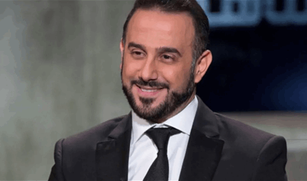 قصي خولي وصورة نادرة مع ابنه