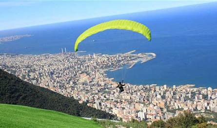 الحوادث تتكرر.. ما مصير رياضة الطيران الشراعي في لبنان؟ 
