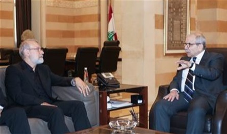رسائل كثيرة.. هذا ما قاله سلام أمام لاريجاني في السرايا