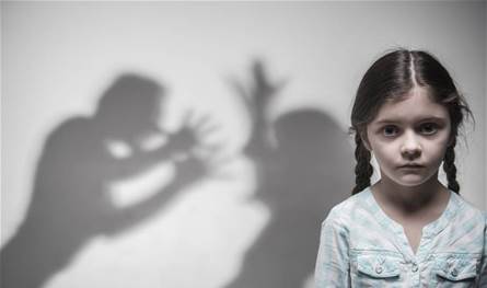 بالفيديو: حالات العنف تتزايد… هذا ما تعيشه الأسر اللبنانية