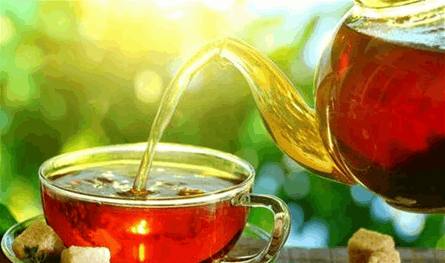 الشاي.. مشروب صحي قد يتحول إلى ضرر بسبب عادات خاطئة