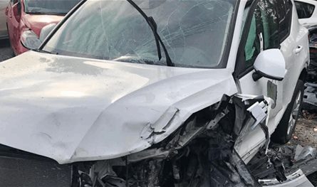 بالصور.. صحافي تعرّض لحادث سير
