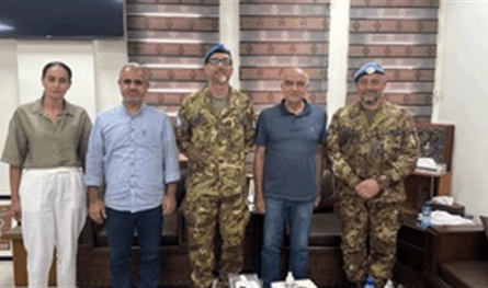 قائد القطاع الغربي في &quot;اليونيفيل&quot; التقى رئيس بلدية صور