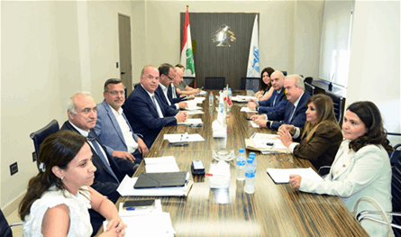  لمناقشة موضوع الاتصالات.. اجتماع في المالية