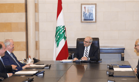 اجتماع مالي في السرايا لبحث مشروع قانون معالجة الفجوة المالية