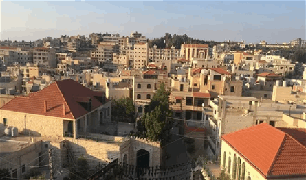 &quot;شيء غريب&quot;...​ إليكم ما ألقته طائرة &quot;درون&quot; إسرائيليّة في الجنوب