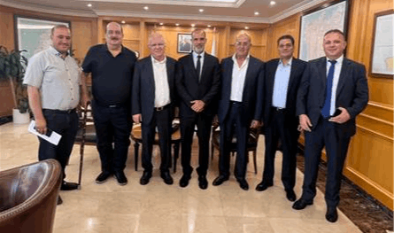 الضاهر ورؤساء بلديات تابعوا موضوع طرقات البقاع الأوسط مع وزير الأشغال