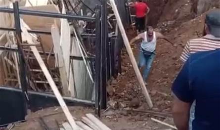 في عكار.. انهيار مبنى قيد الإنشاء (صورة)
