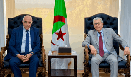 قرارٌ من الجزائر يخصّ لبنان.. تبلغه نقيب محرري الصحافة وهذا فحواه