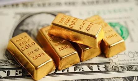 الذهب يتراجع مع صعود الدولار