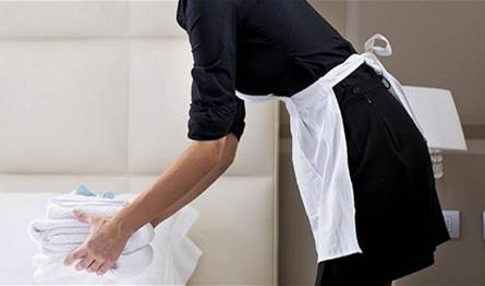 مذكرة لوزير العمل تتعلق باستقدام العاملات الأجنبيات