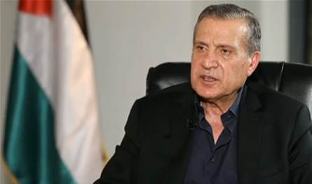 أبو ردينة: تسليم الدفعة الثانية من السلاح الموجود داخل المخيمات الفلسطينية في لبنان للجيش