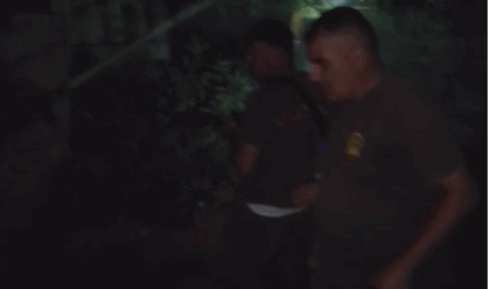 شمالا.. حريق كبير داخل منزل (فيديو)